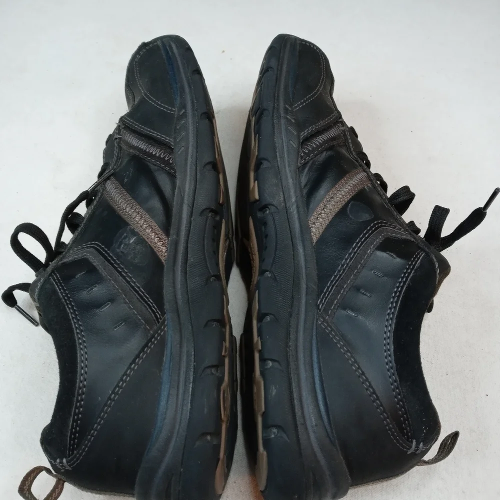 Skechers Relaxed Fit Memory Foam mens sz 12